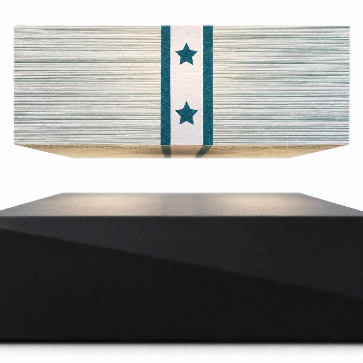 Close-up of the gap between the banknote stack and its base